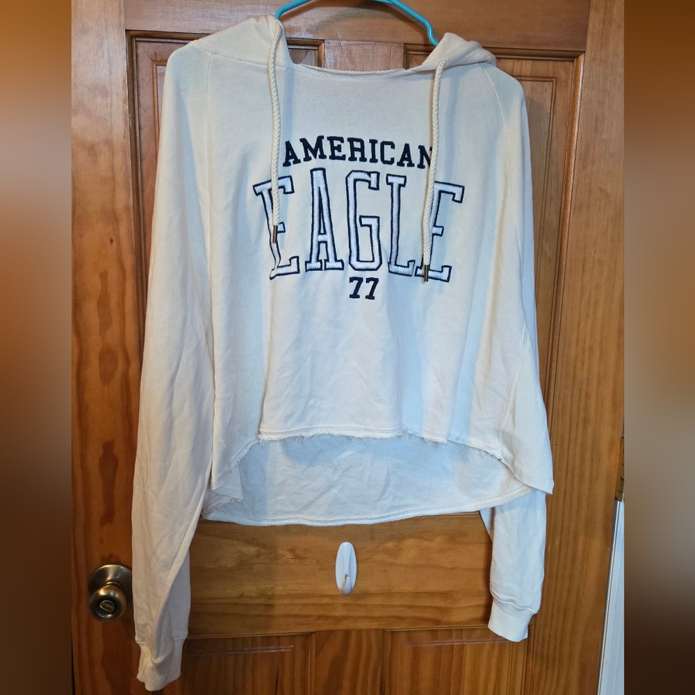 American Eagle Outfitters Women's Cream Cropped Hoodie Sweater